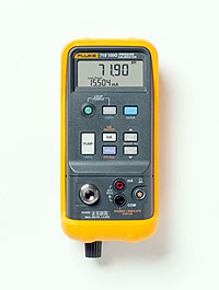 ������»��FLUKE Fluke719��Яʽ�Զ�ѹ��У׼��
