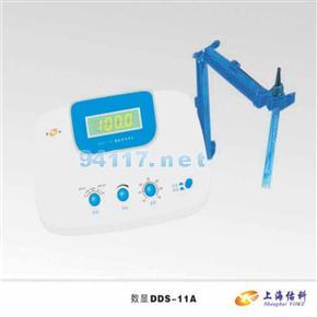 Cond 3210SET4手持式电导率/TDS/盐度测试仪Cond 3210SET4手持式电导率/TDS/盐度测试仪