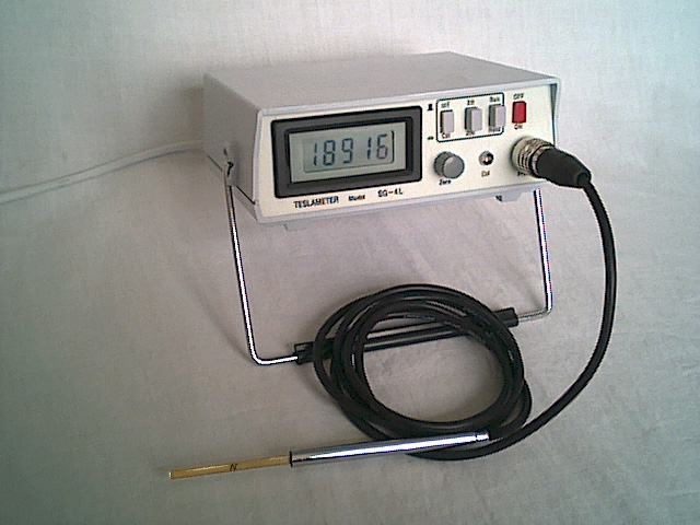 高灵敏数字特斯拉计SG-4L型